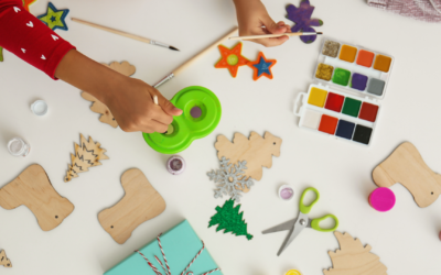 Homemade Christmas Crafts for your little ones!  