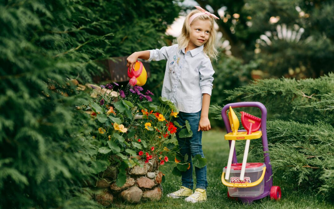 Outdoor Activities That Encourage Exploration and Learning